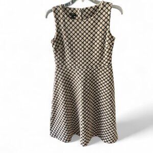Talbots Dress Small Petite Fit and Flare Gray White Polkadot Sleeveless SP